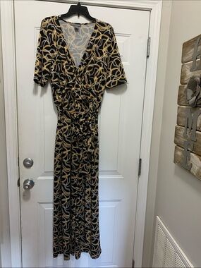 3/$15 Kate & Mallory Black and Gold Chain-Print Jumpsuit Size XL